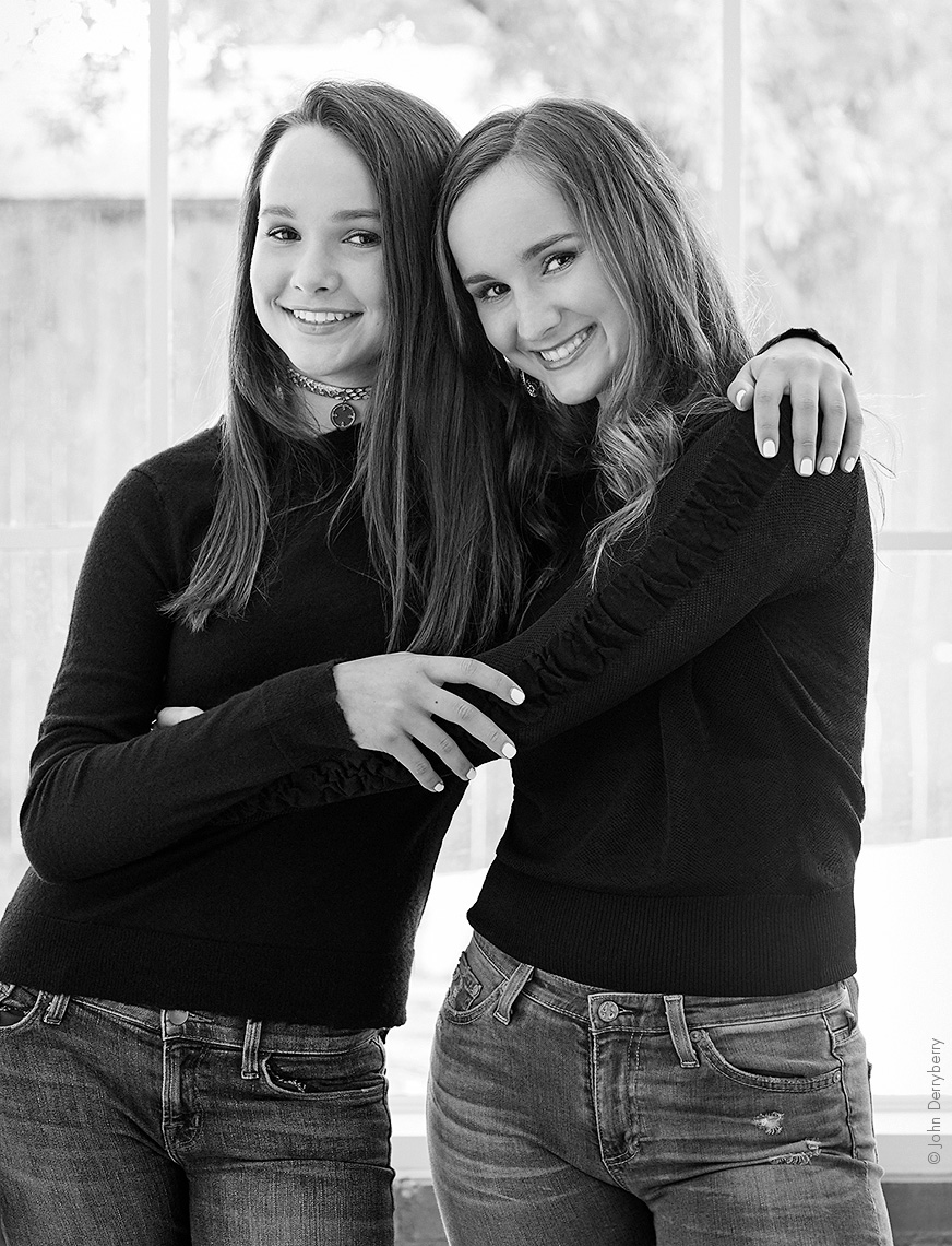 Senior portrait of the Jeter sisters from ESD n the studio  in Dallas, Texas by photographer John Derryberry Photography