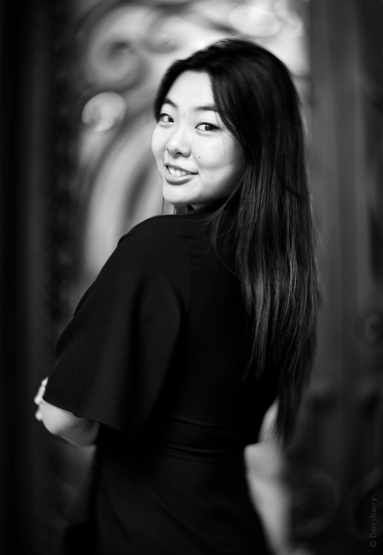 Senior picture of Helena Shan in Dallas Texas